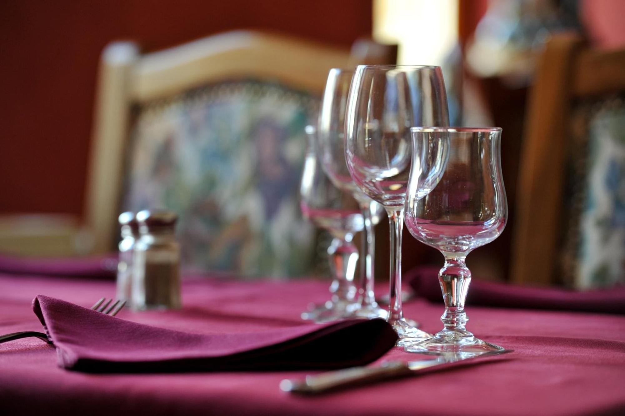 Logis Hotel Le Val De Vence Launois-sur-Vence Esterno foto